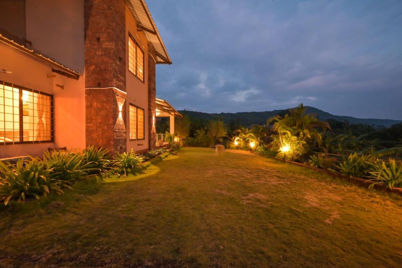 Kirtan Villa 3Bhk 马哈巴莱斯赫瓦尔 外观 照片